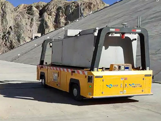 Outdoor AGV Application Example