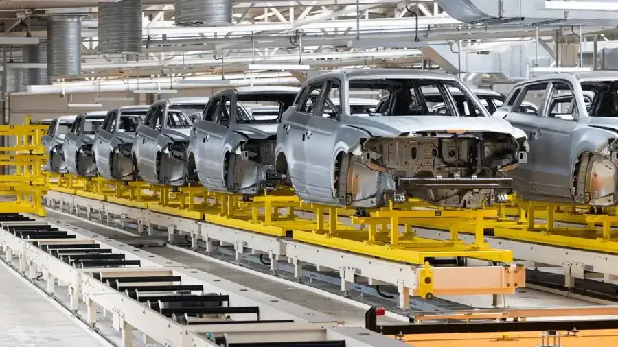 Rail Guided Vehicle in The Automotive Manufacturing Industry
